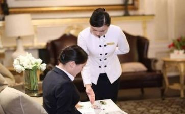 餐饮公司上半年工作总结6篇
