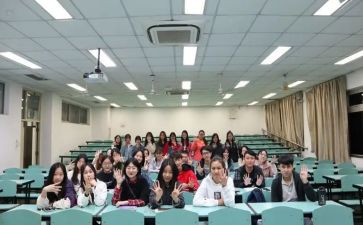 大学班级学期工作总结5篇