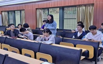 大一上学期副班长工作总结8篇