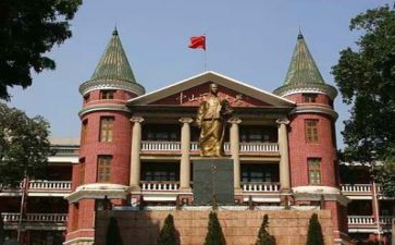 高校教师年终个人总结5篇