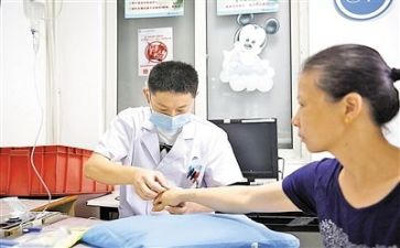 护士的年终个人述职报告优质8篇