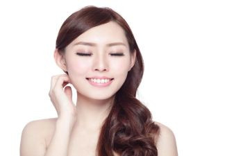 中班画脸谱教案8篇