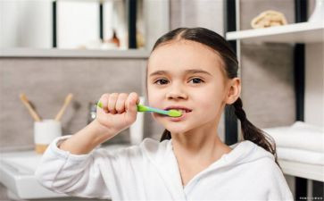幼儿园小班刷牙教案7篇