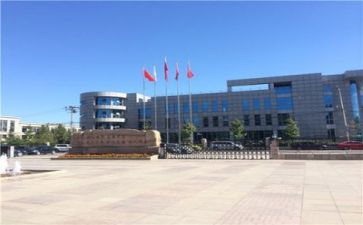 学校按工作计划通用6篇
