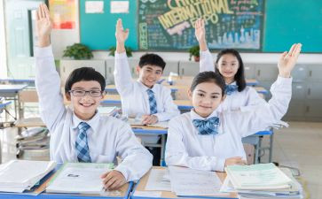 语数教师年度总结参考5篇